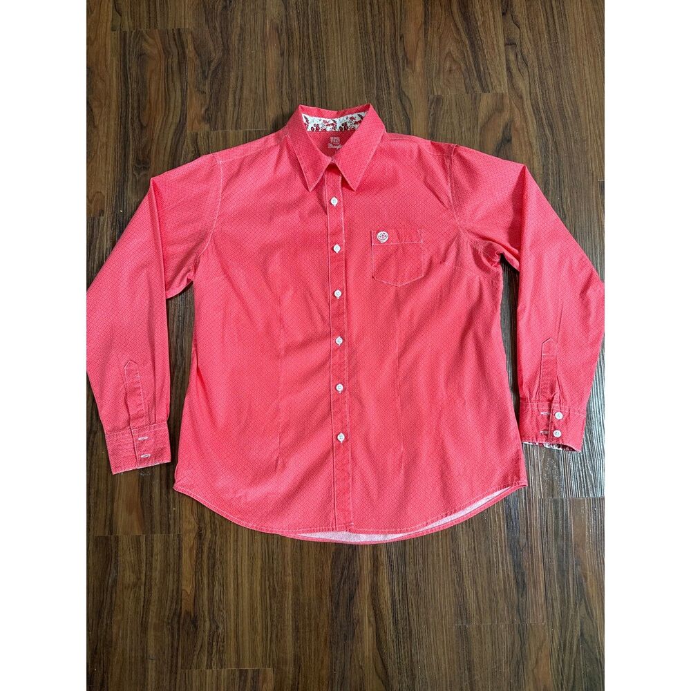 Wrangler George Straight Women’s L Coral Medallion Fitted Longsleeve Button Up